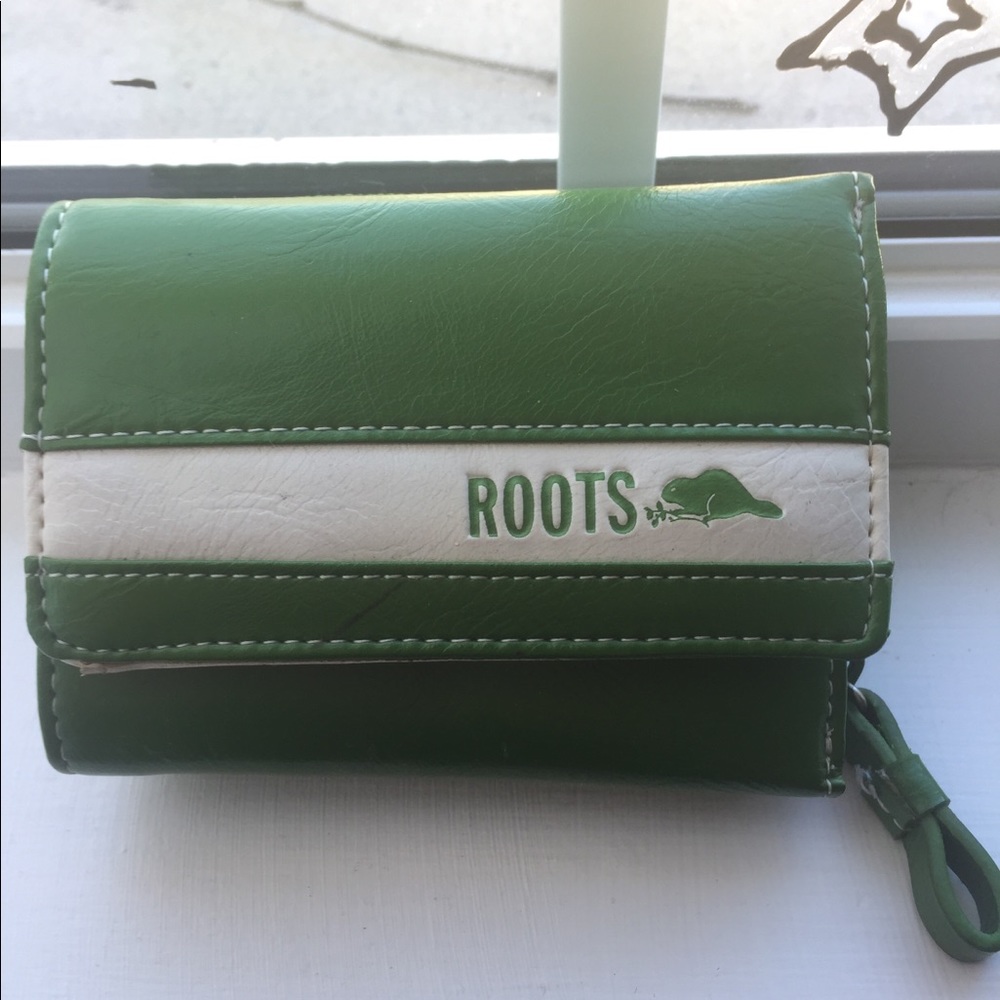Roots Wallet